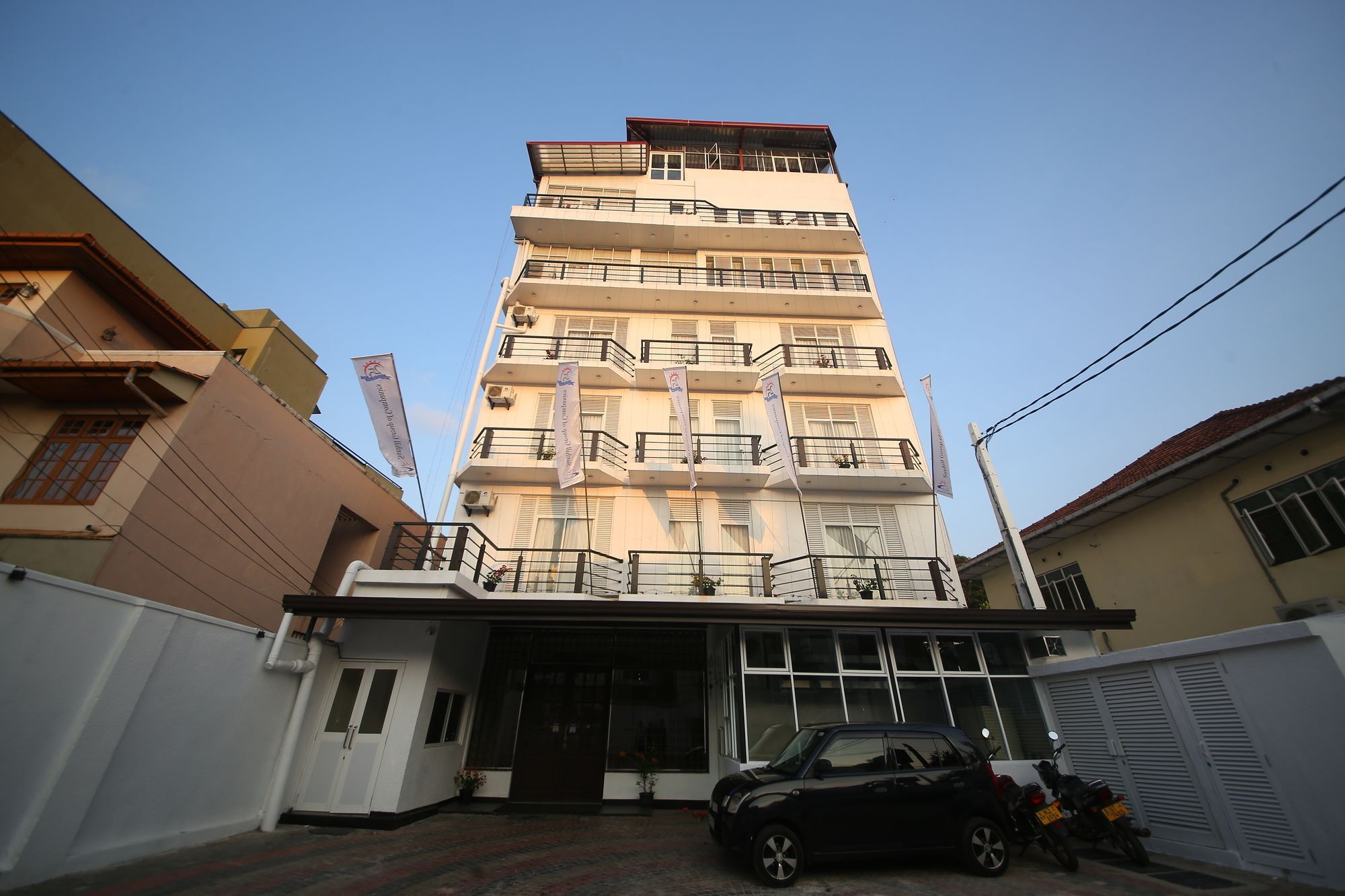 Hotel Sunhill Mount Lavinia Dehiwala-Mount Lavinia ภายนอก รูปภาพ