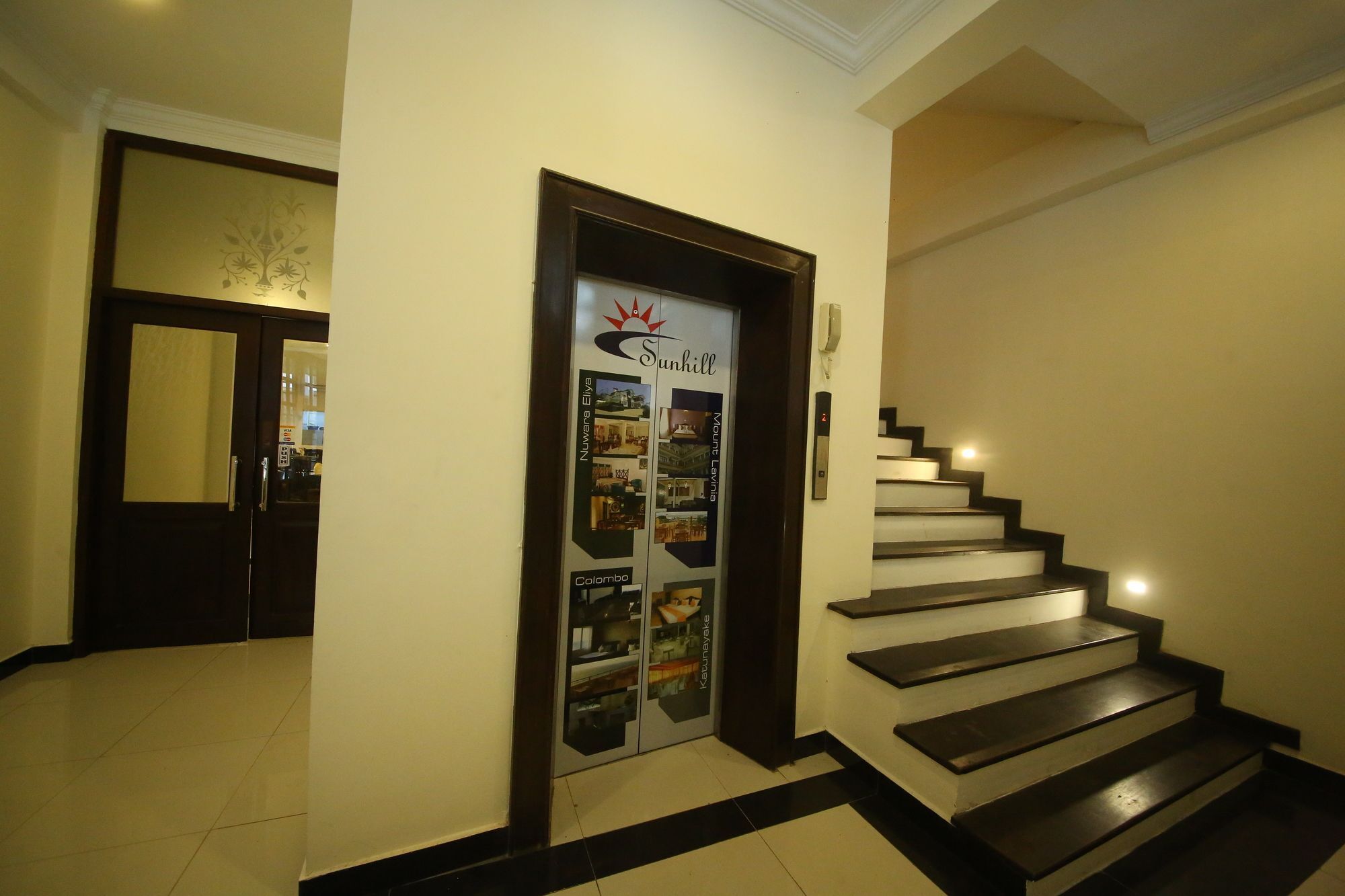 Hotel Sunhill Mount Lavinia Dehiwala-Mount Lavinia ภายนอก รูปภาพ